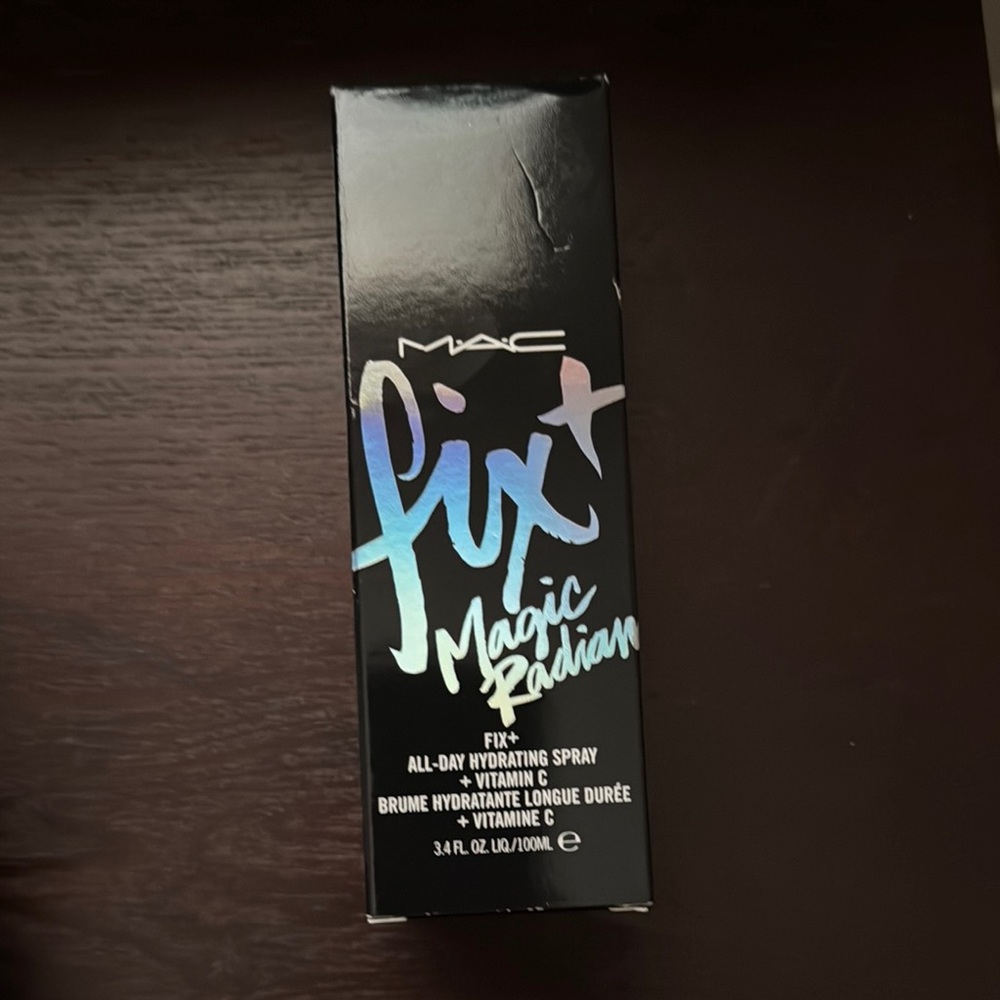 BNIB MAC Cosmetics Black Setting Spray